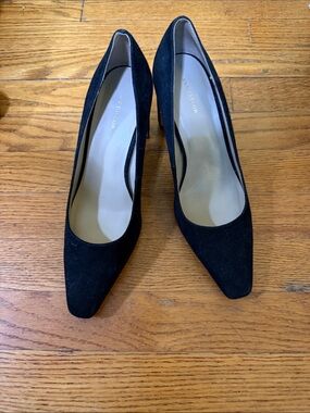 Ann Taylor Black Suede Pointed Pumps